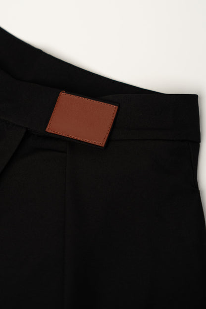 Czarne spodnie maxi dopasowane