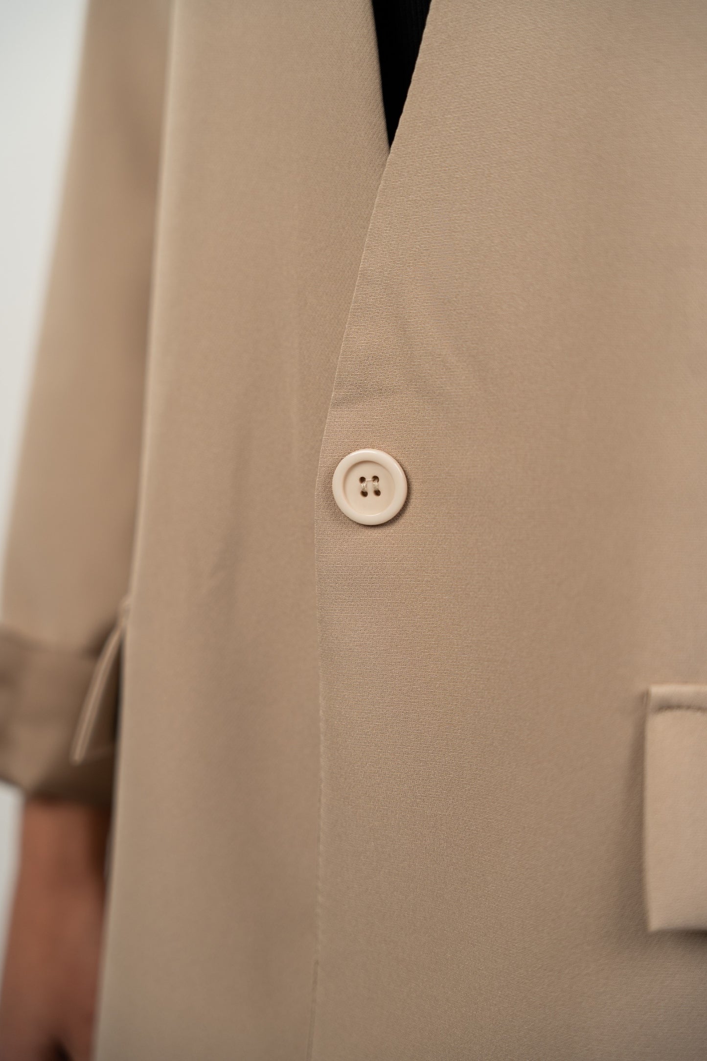 Beżowy, oversize'owy garnitur-marynarka