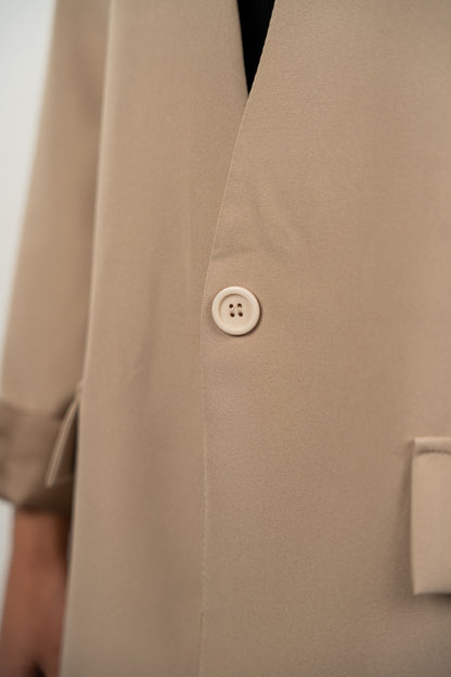 Beżowy, oversize'owy garnitur-marynarka