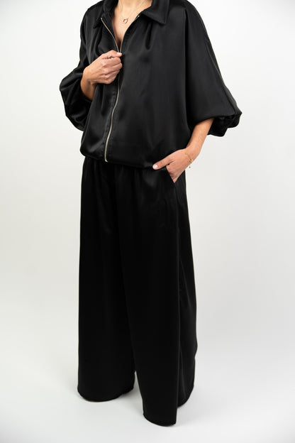 Czarny satynowy komplet