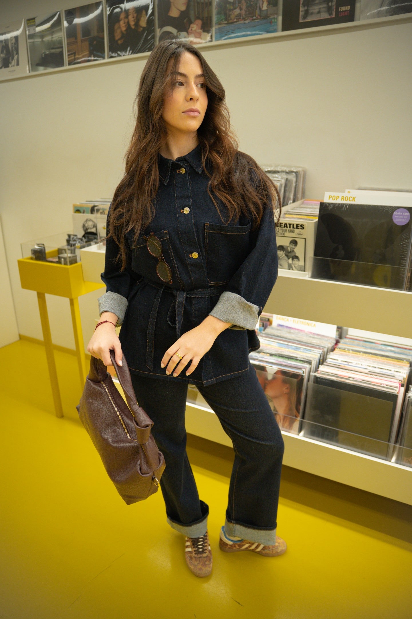 Koszula oversize z ciemnego jeansu