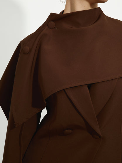 Fato Castanho Detalhe Cachecol