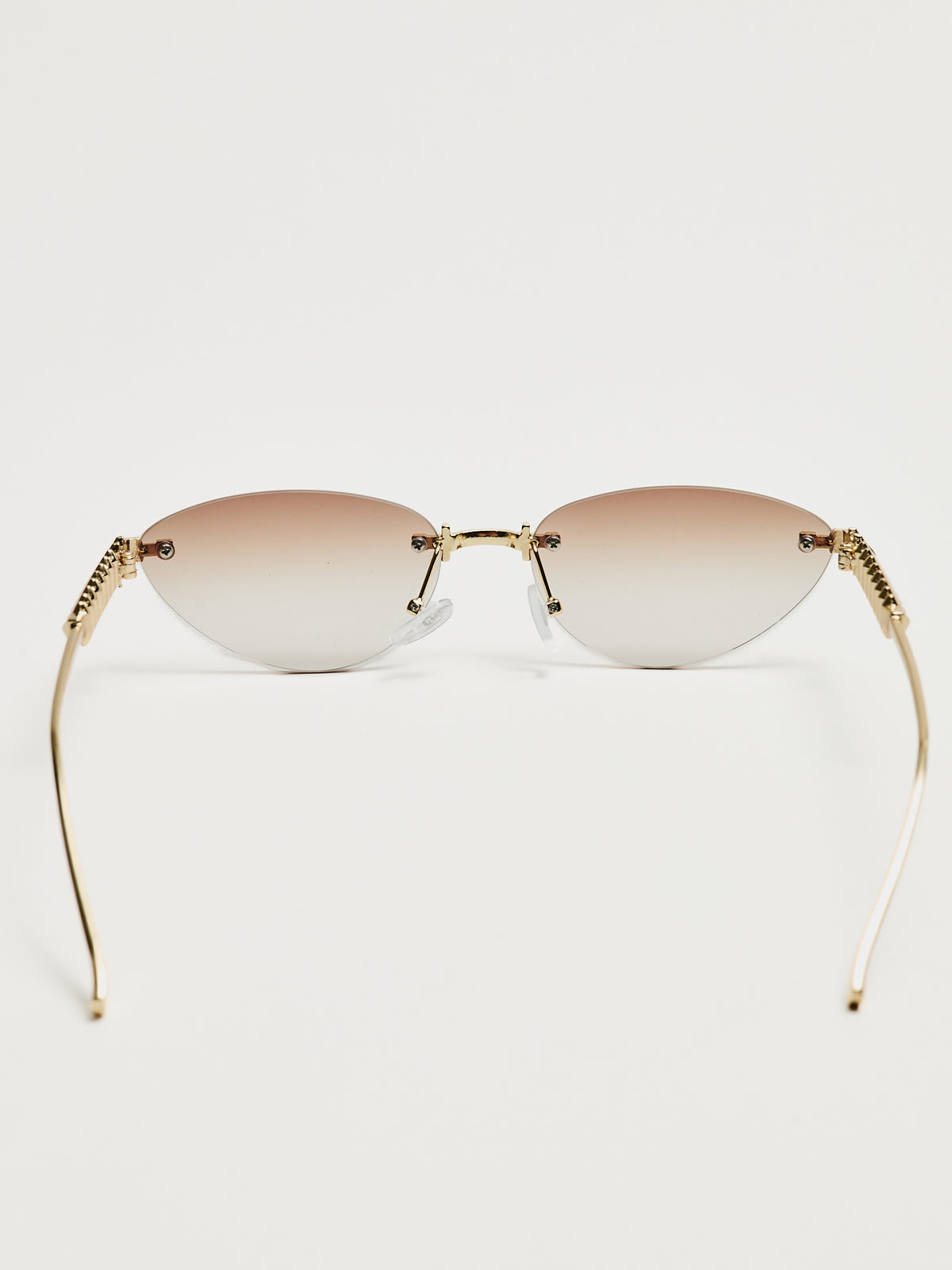Braune Sonnenbrille mit Farbverlauf
