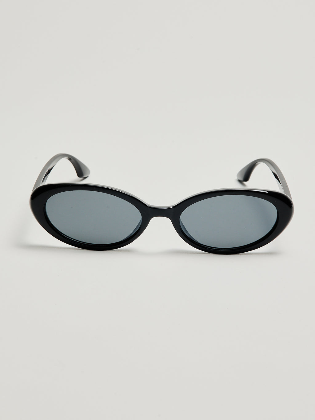 Lunettes de soleil ovales noires