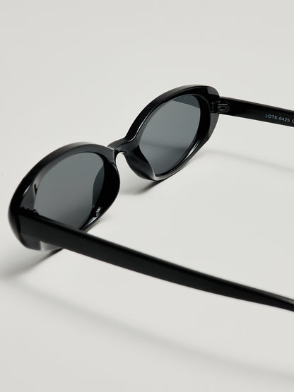 Óculos de Sol Ovais Preto