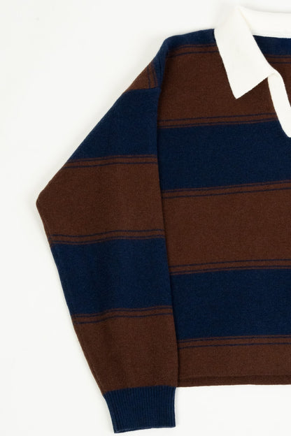 Polo Malha Azul e Chocolate