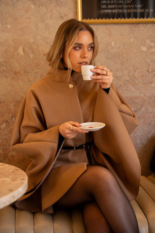 Capa c/cinto incluído Camel