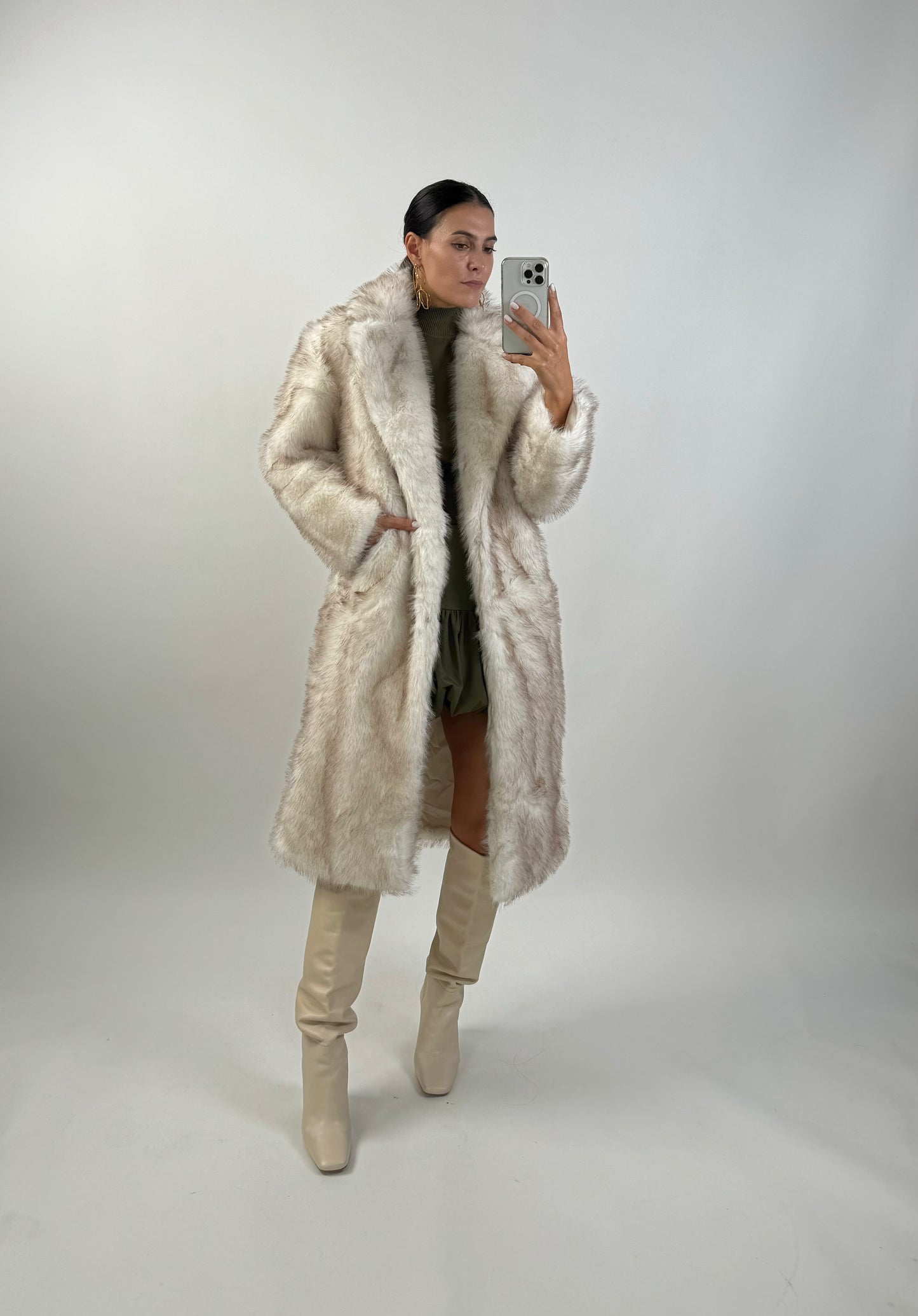 CASACO COMPRIDO WALL STREET BEGE VISTA DE FRENTE 2