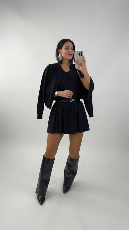 CONJUNTO DOLLY PRETO VISTA DE FRENTE