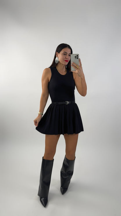 CONJUNTO DOLLY PRETO VISTA DE FRENTE 2