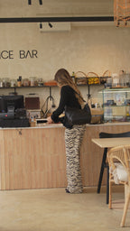 Pantaloni a gamba dritta con motivo tigre