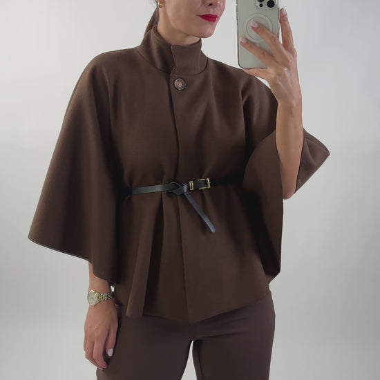 PONCHO ELEGANCE CASTANHO VIDEO