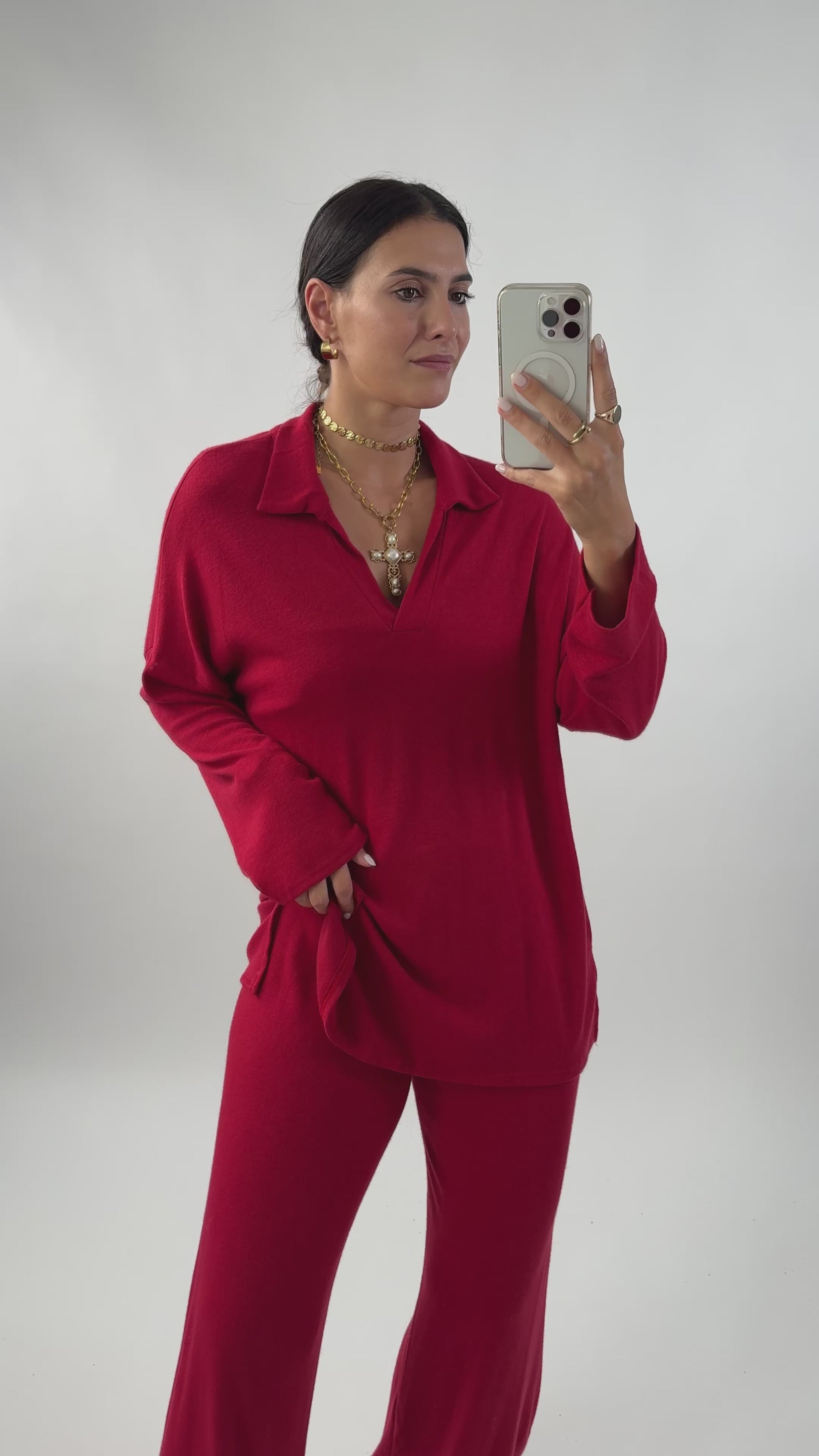 CONJUNTO ESSENTIAL V VERMELHO VIDEO