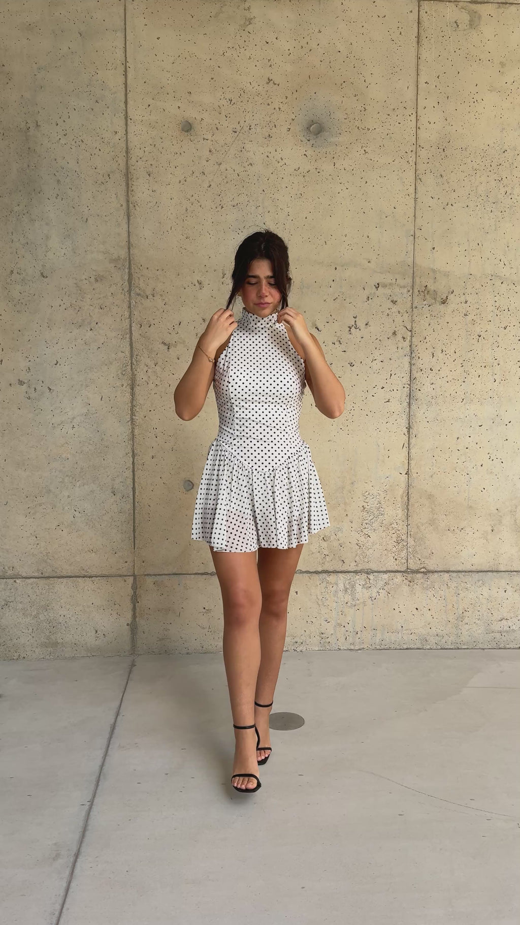 Vestido Padrão Bolas c/Forro Calção