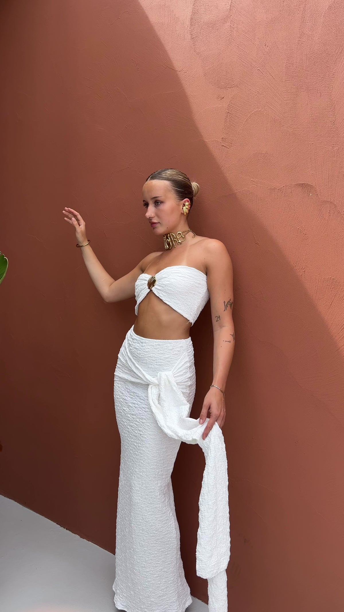 Anthara White Set