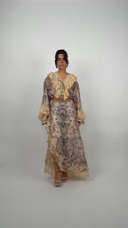 Ensemble de fleurs beiges