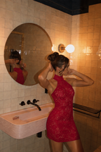 VESTIDO RENDA GOLA HALTER VERMELHO 1
